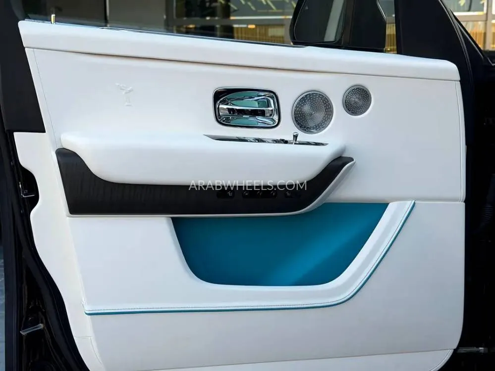 Rolls Royce Cullinan 2025 for Sale in Dubai Image-5