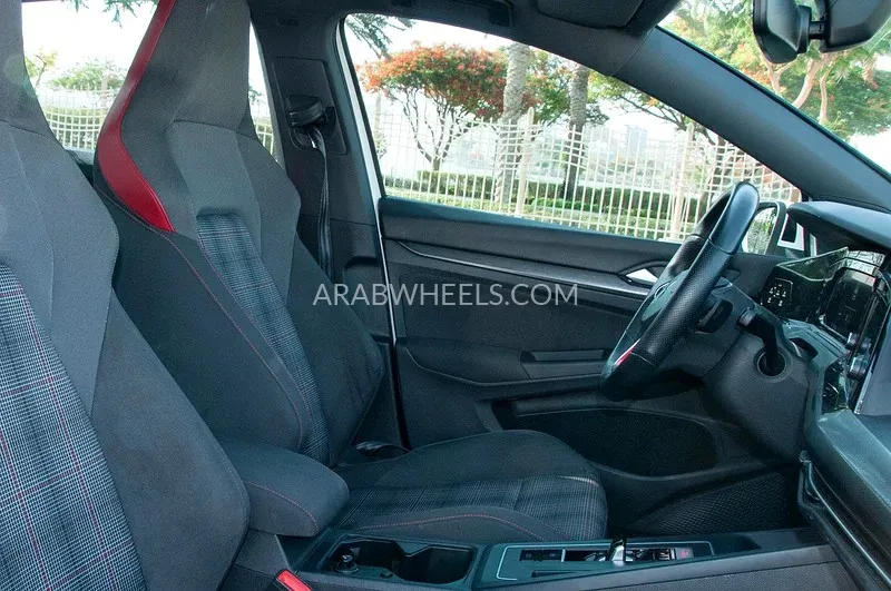 Volkswagen Golf GTI 2021 for Sale in Dubai Image-7