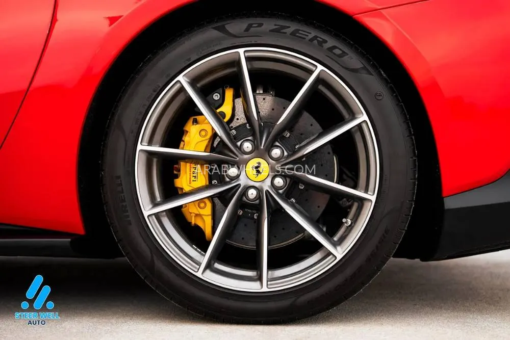 Ferrari 812 GTS 2023 for Sale in Sharjah Image-18