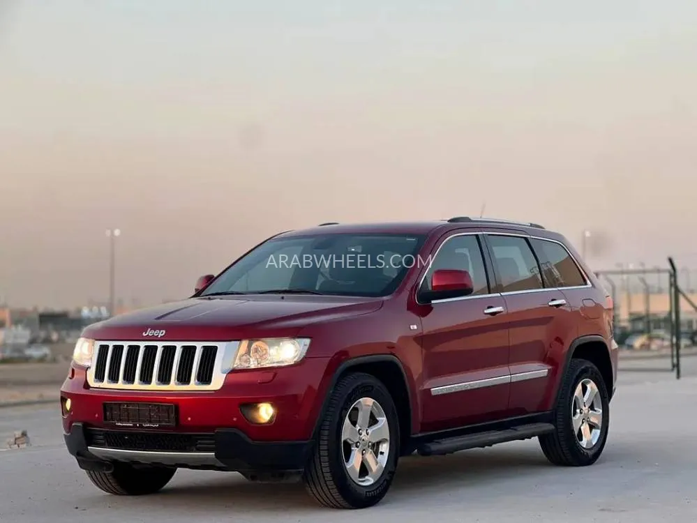 Jeep Cherokee 2012 for Sale in Sharjah Image-7