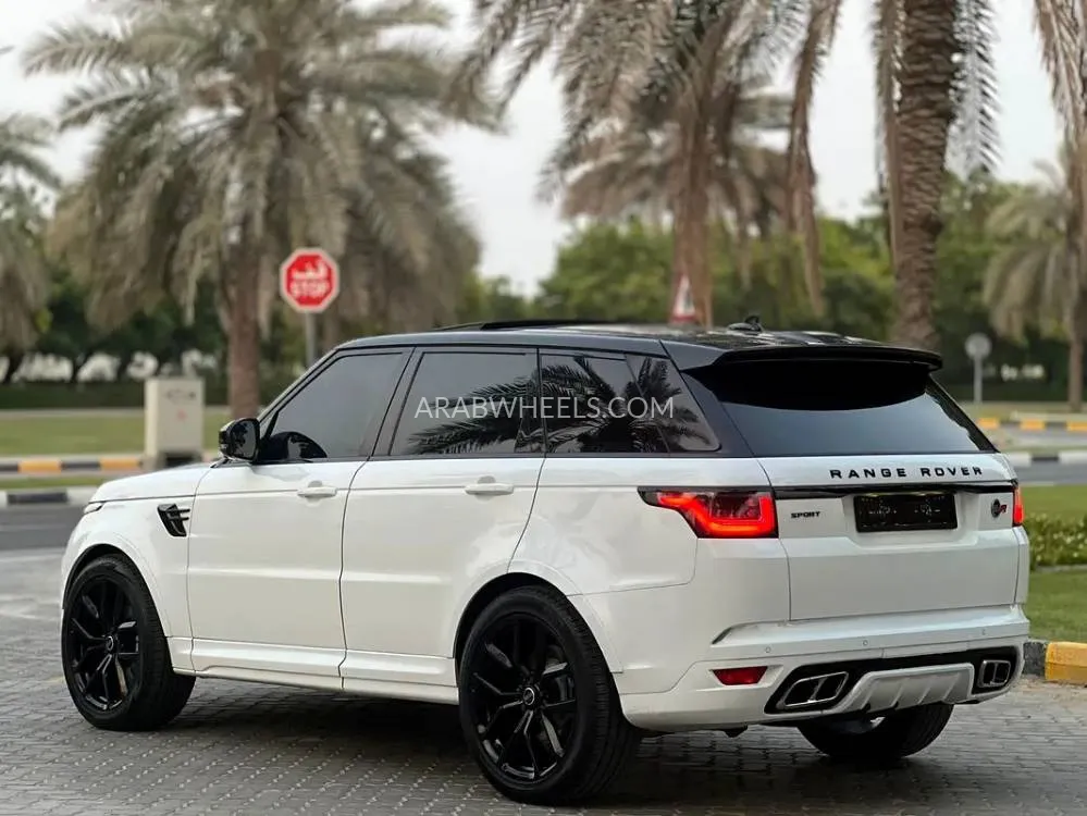 Land Rover Range Rover Sport 2015 for Sale in Sharjah Image-4