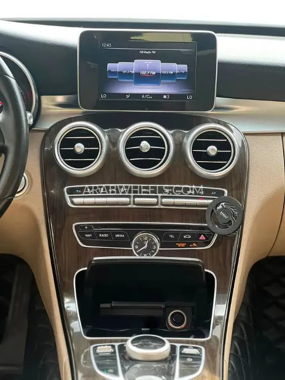 Mercedes Benz C Class 2018 for Sale in Sharjah Image-6