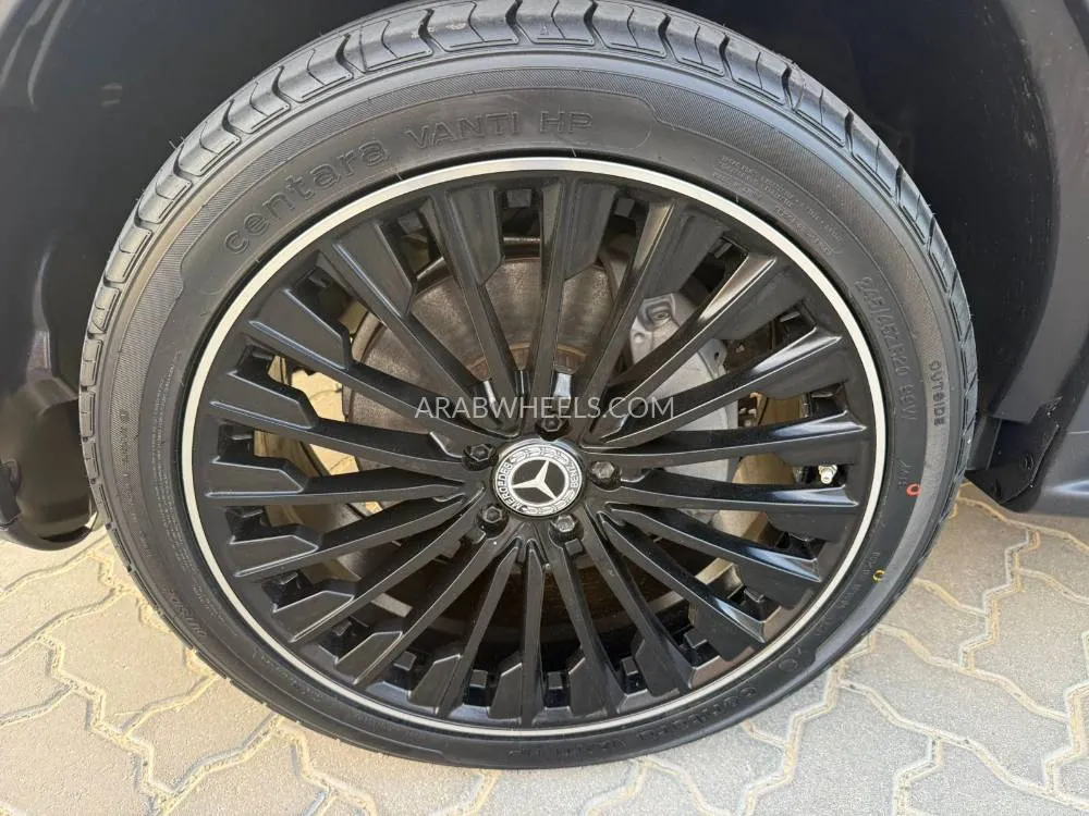 Mercedes Benz GLC Class 2020 for Sale in Sharjah Image-21