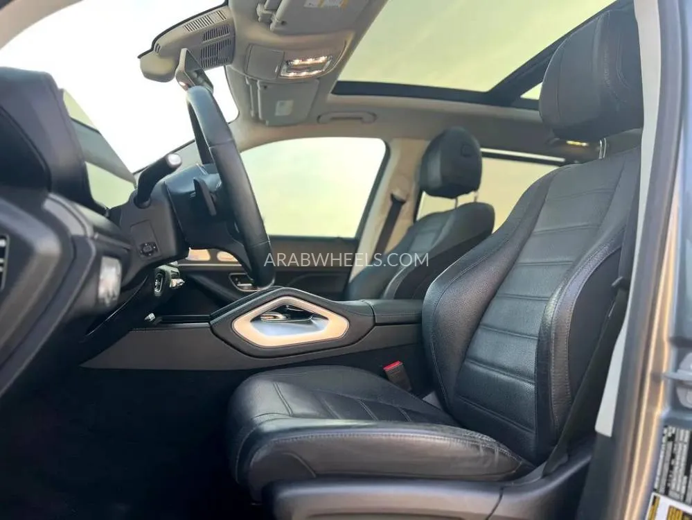 Mercedes Benz GLS 2020 for Sale in Sharjah Image-4