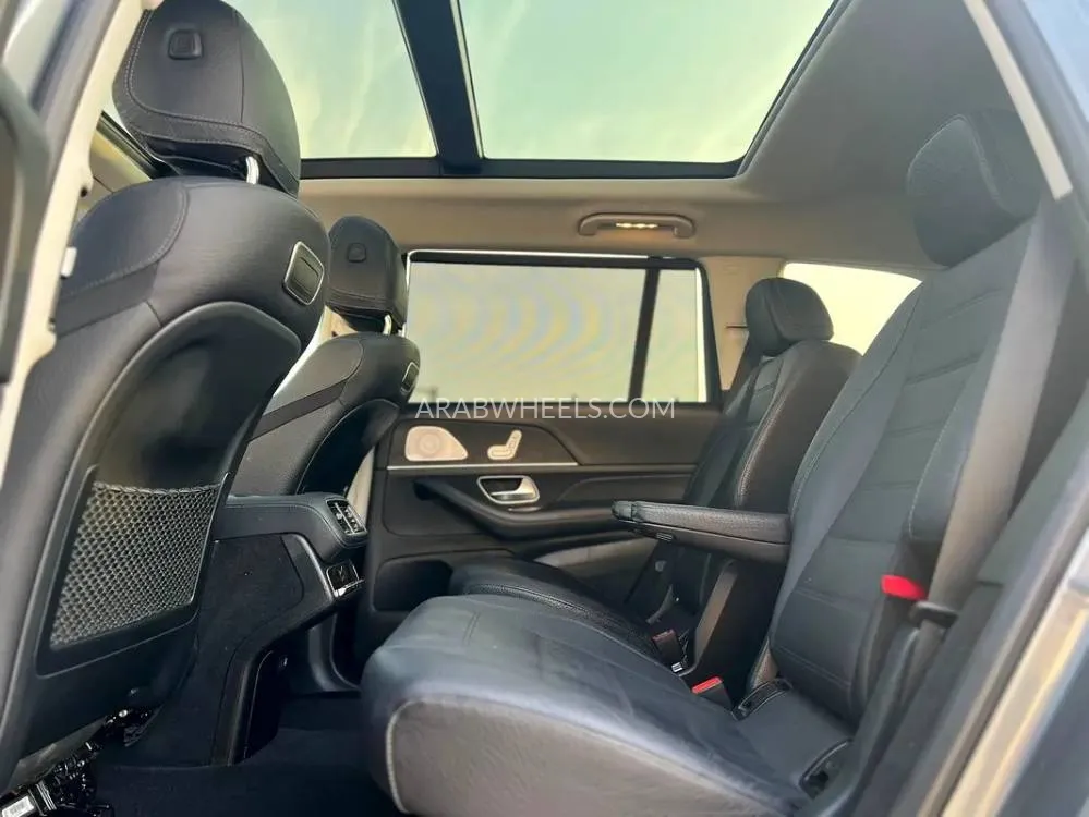 Mercedes Benz GLS 2020 for Sale in Sharjah Image-12