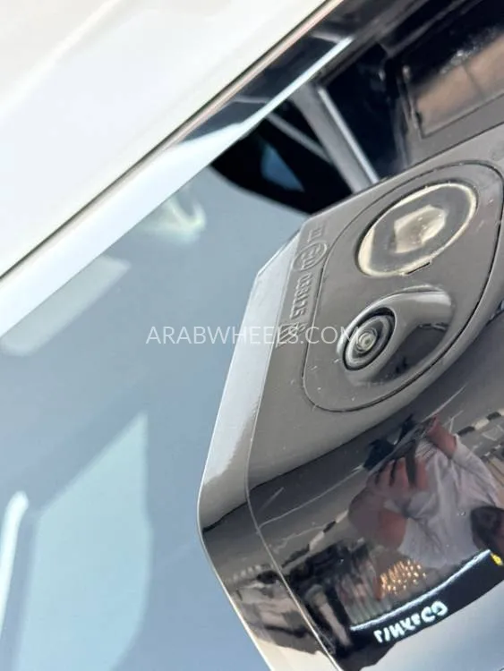 كاديلاك إسكاليد 2015 for Sale in الشارقة Image-13