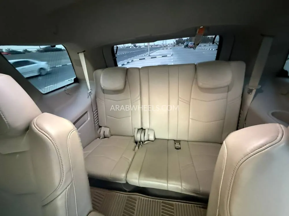 كاديلاك إسكاليد 2015 for Sale in الشارقة Image-16