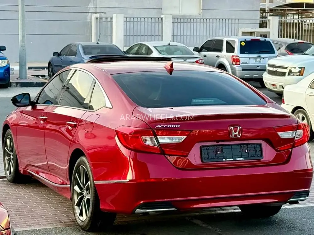 Honda Accord 2022 for Sale in Sharjah Image-4