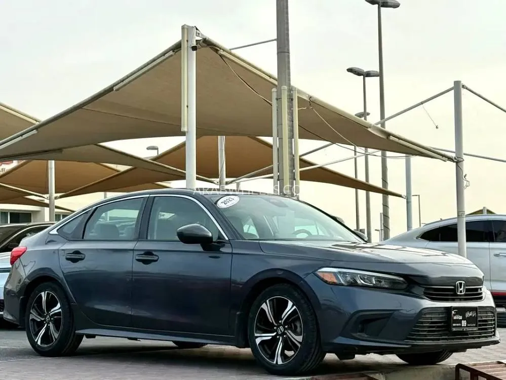 Honda Civic 2023 for Sale in Sharjah Image-5