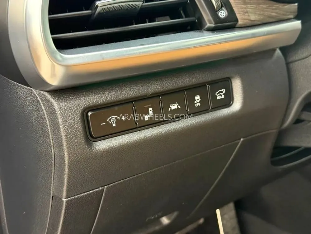 Kia Telluride 2020 for Sale in Sharjah Image-17