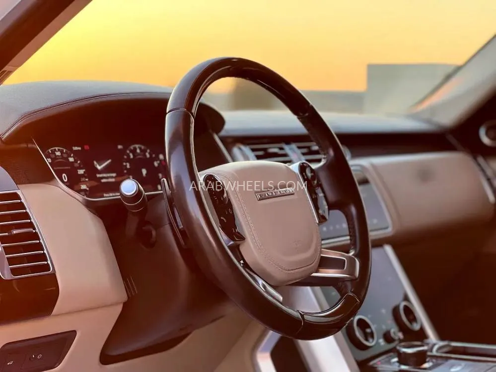 Land Rover Range Rover 2018 for Sale in Sharjah Image-5