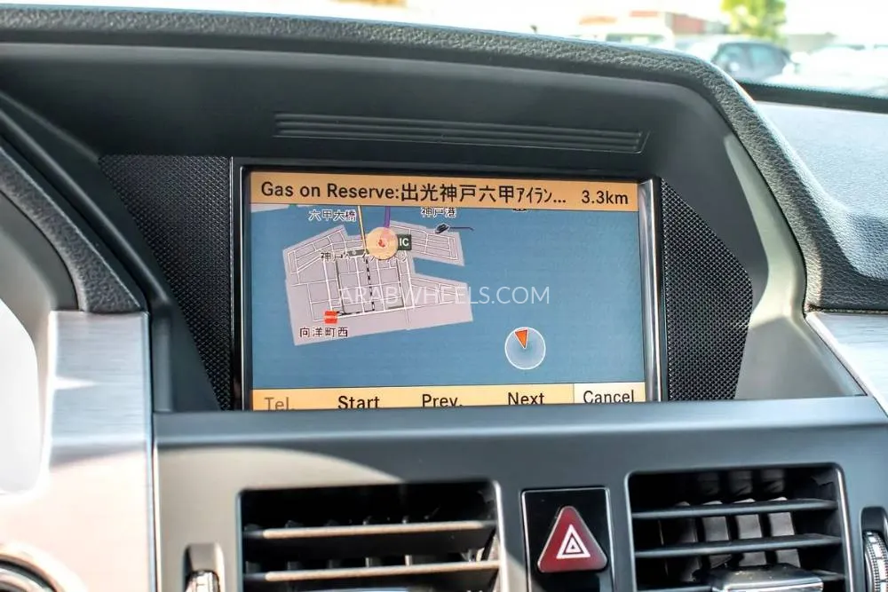 Mercedes Benz GLK Class 2011 for Sale in Dubai Image-14