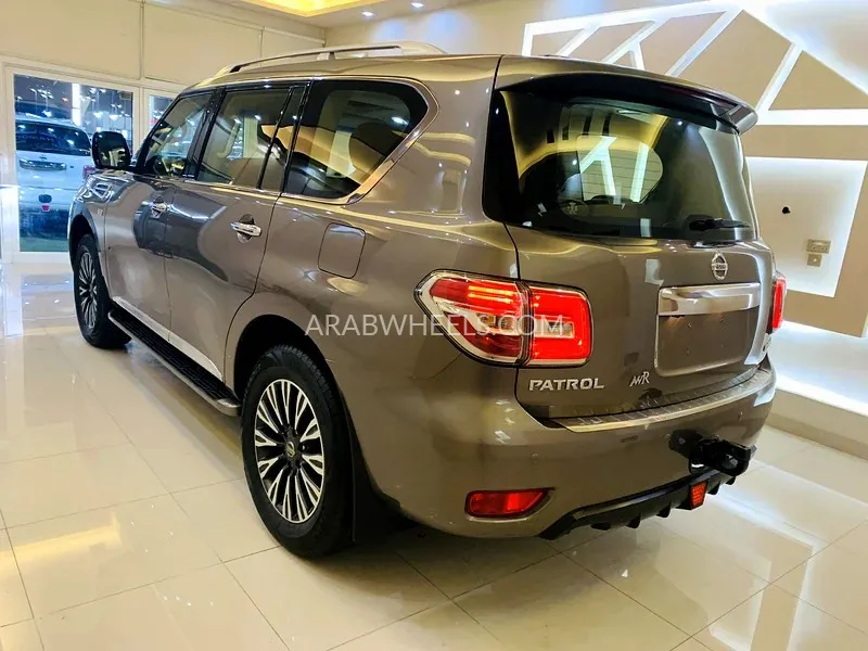 نيسان باترول 2016 for Sale in الشارقة Image-4