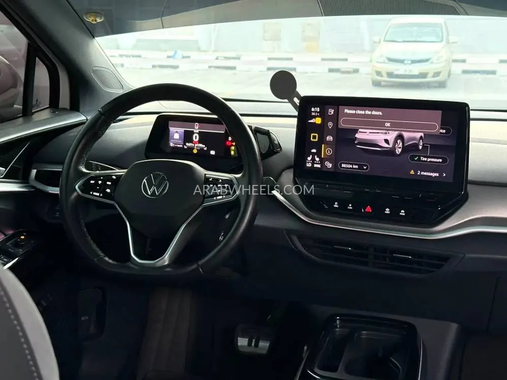  فولكس واجن آي دي. 4 2021 for Sale in الشارقة Image-12