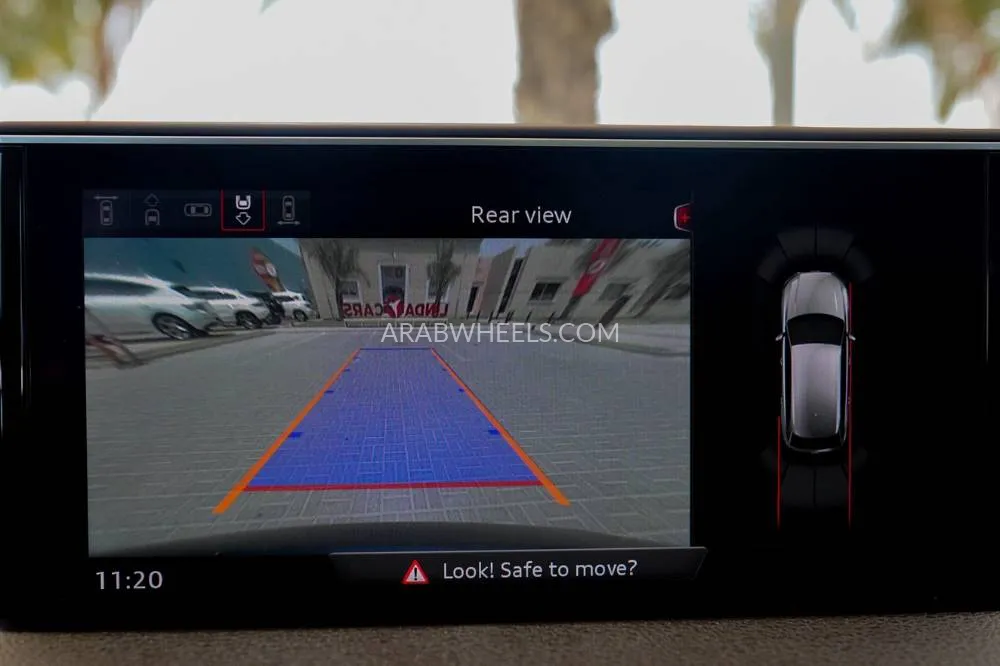 Audi Q7 2016 for Sale in Dubai Image-23