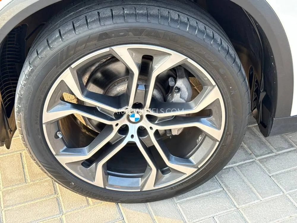 BMW X5 2021 for Sale in Sharjah Image-7