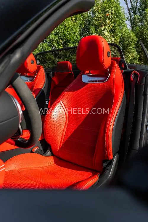 Mercedes Benz SL Class 2022 for Sale in Dubai Image-25