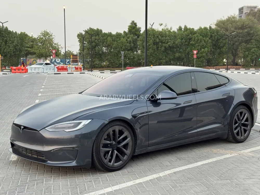 Tesla Model S 2021 for Sale in Sharjah Image-5