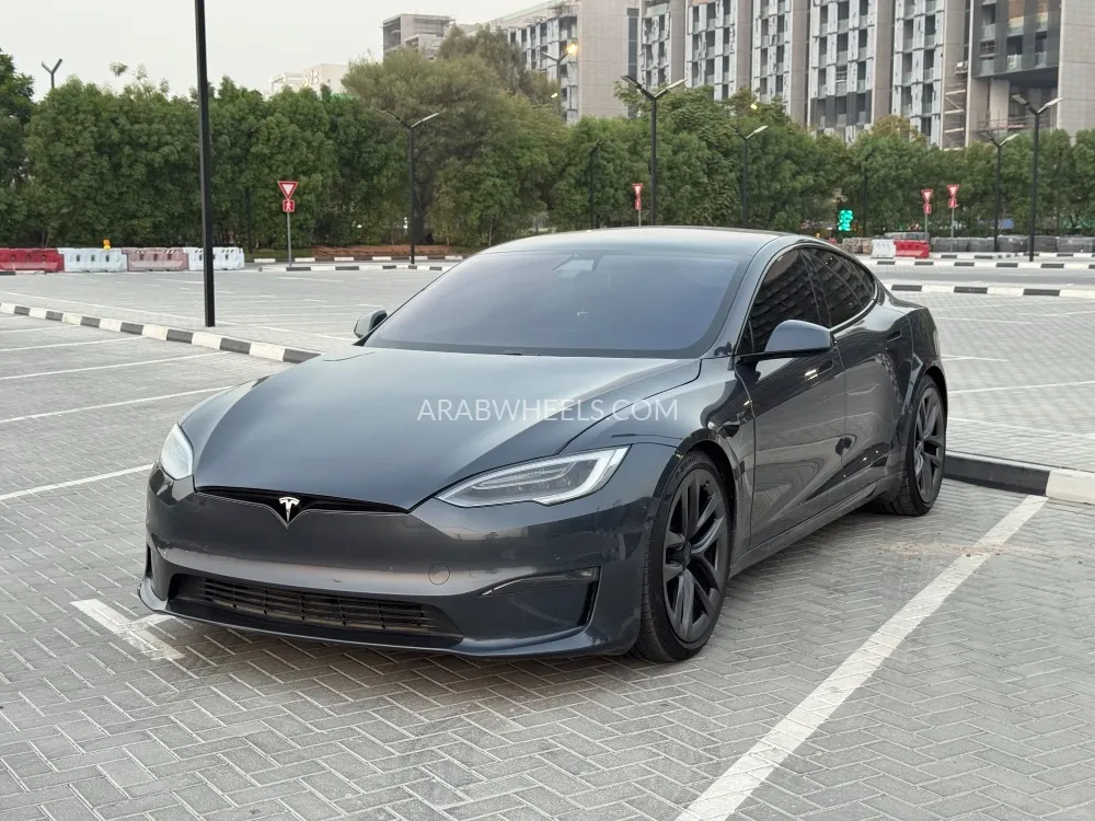 Tesla Model S 2021 for Sale in Sharjah Image-4