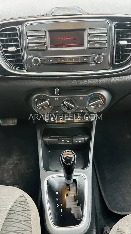 Kia Pegas 2021 for Sale in Dubai Image-10