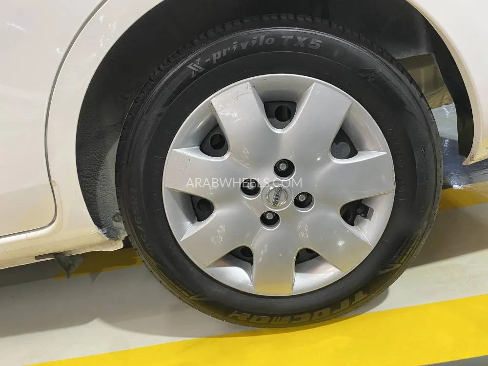 Nissan Sunny 2022 for Sale in Dubai Image-13