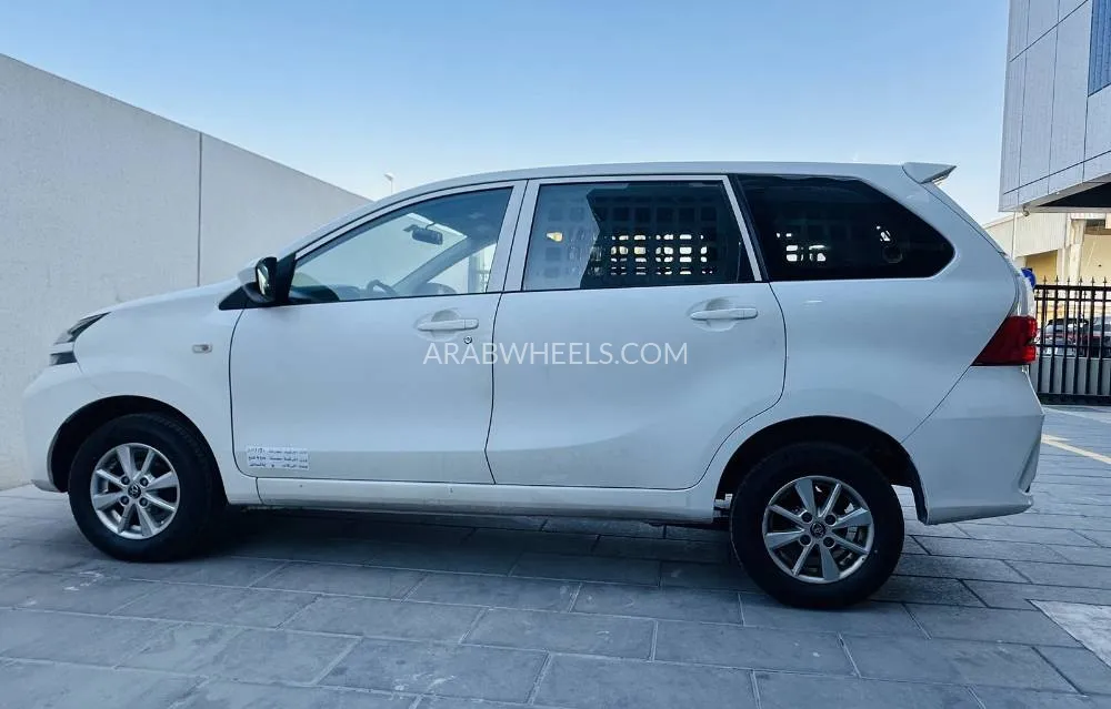 Toyota Avanza 2020 for Sale in Dubai Image-6
