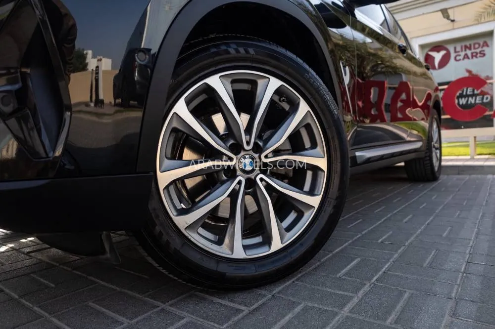 BMW iX3 2022 for Sale in Dubai Image-11