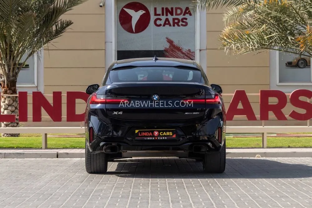 BMW X4 2022 for Sale in Dubai Image-6