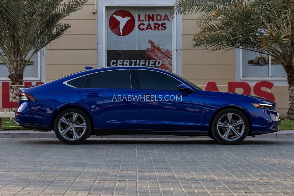 Honda Accord 2023 for Sale in Dubai Image-10