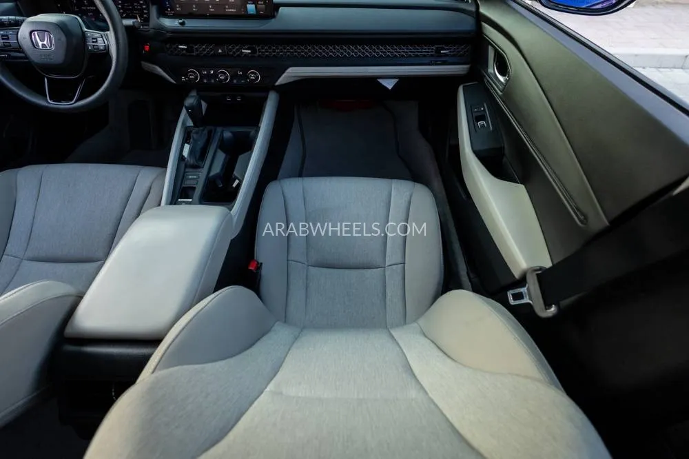 Honda Accord 2023 for Sale in Dubai Image-17