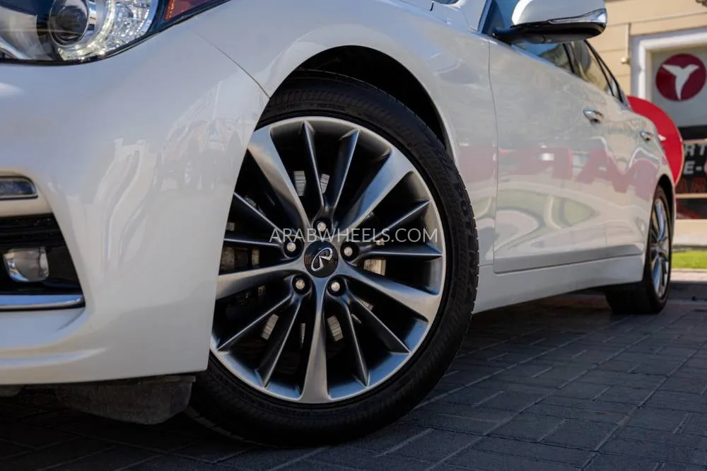Infiniti Q50 2023 for Sale in Dubai Image-11