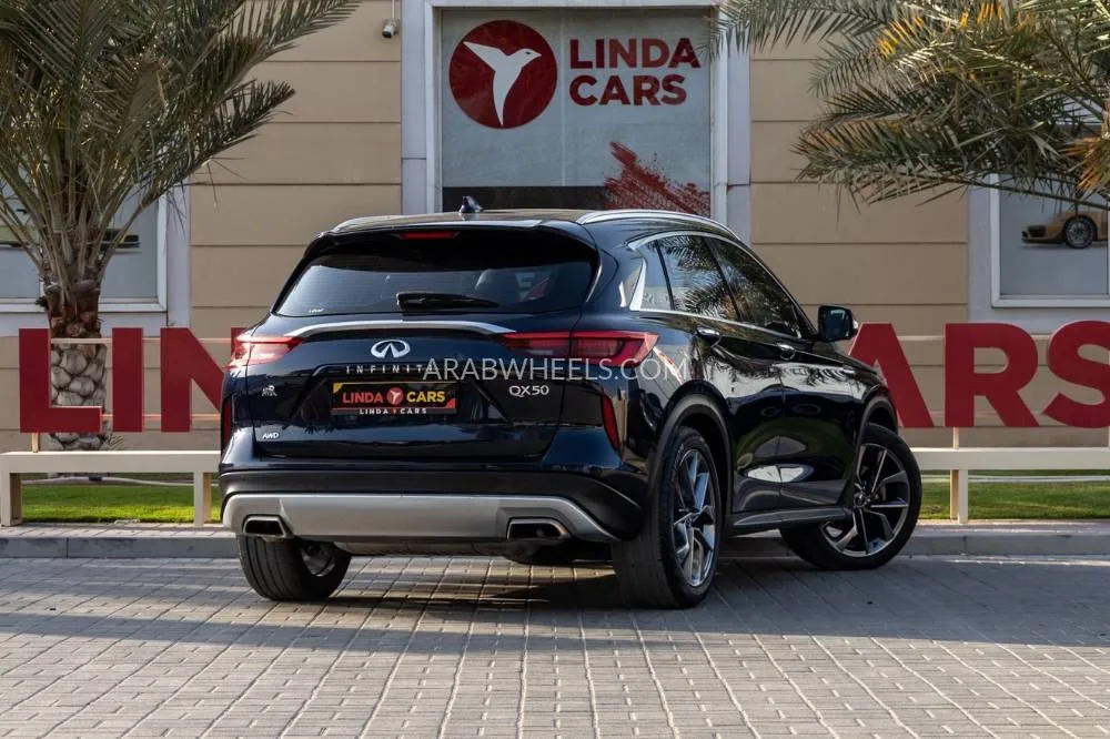 Infiniti Q50 2020 for Sale in Dubai Image-7