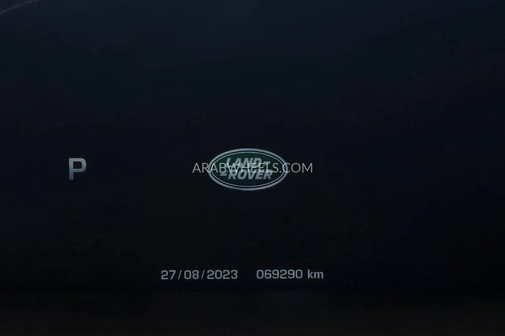 Land Rover Range Rover 2015 for Sale in Dubai Image-20