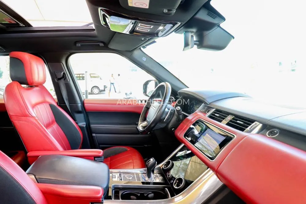 Land Rover Range Rover Sport 2019 for Sale in Dubai Image-23