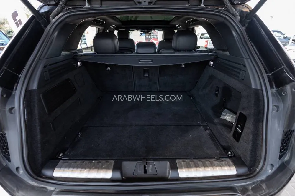 Land Rover Range Rover Sport 2023 for Sale in Dubai Image-25