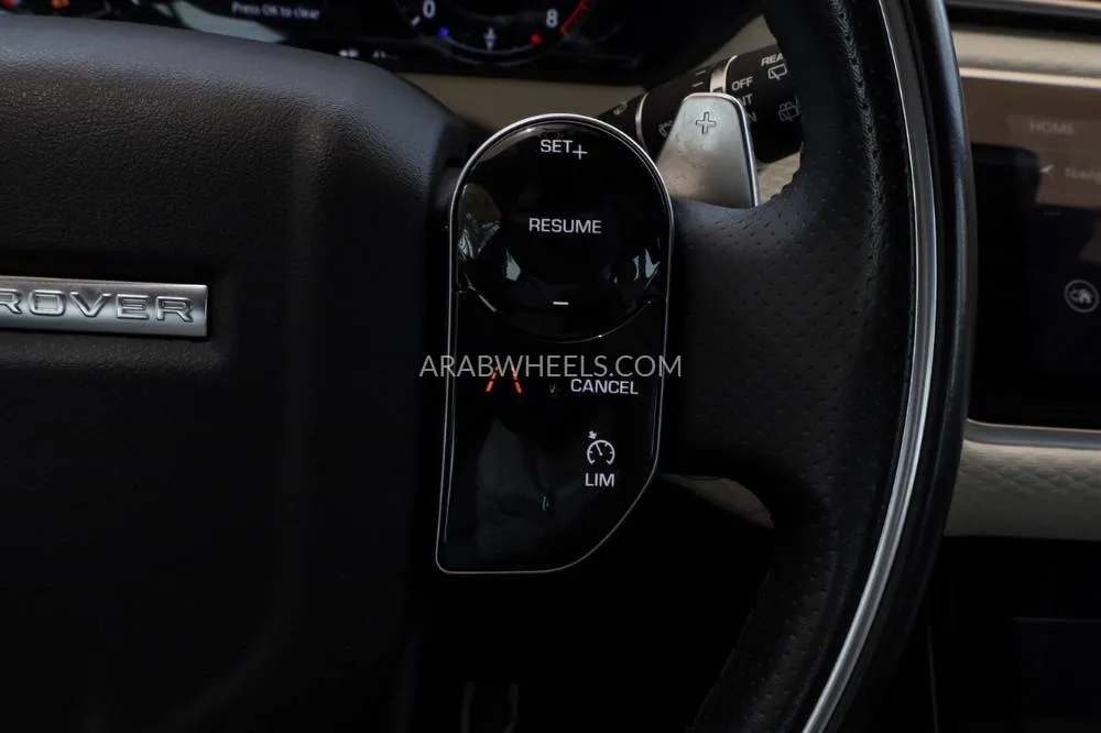 لاند روفر رينج روفر فيلار 2018 for Sale in دبي Image-23