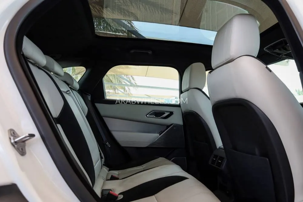 لاند روفر رينج روفر فيلار 2018 for Sale in دبي Image-33