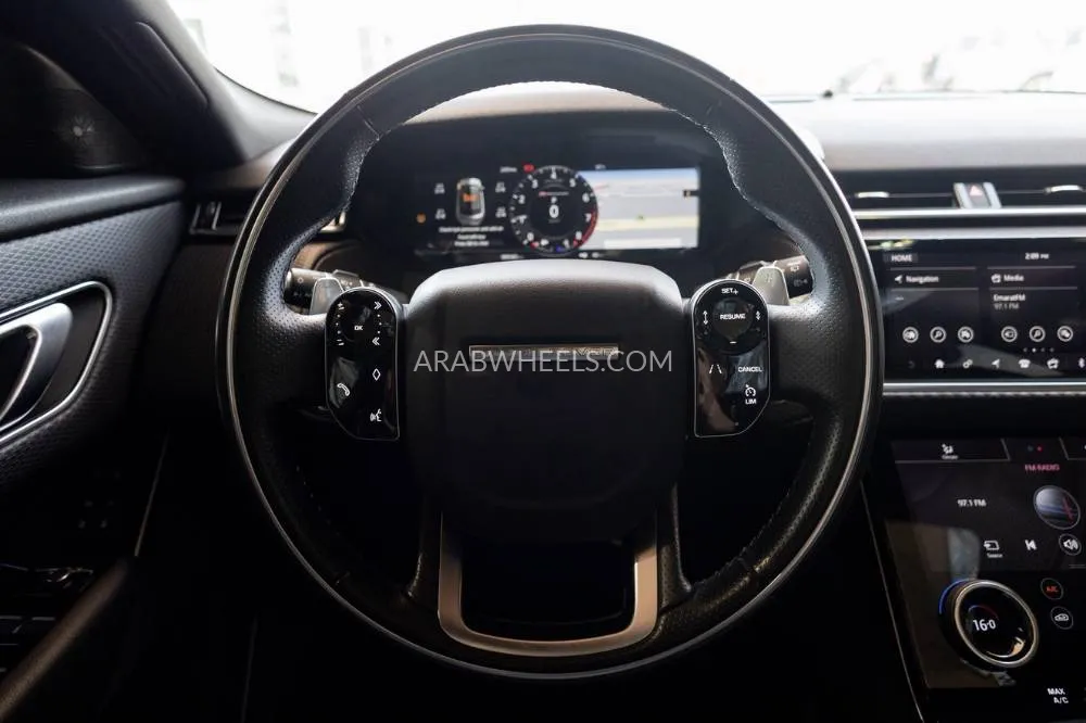 لاند روفر رينج روفر فيلار 2019 for Sale in دبي Image-17