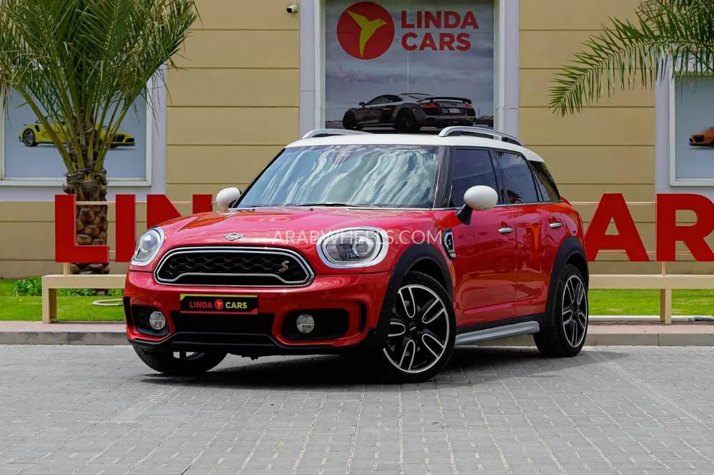 Mini Countryman 2018 for Sale in Dubai Image-2