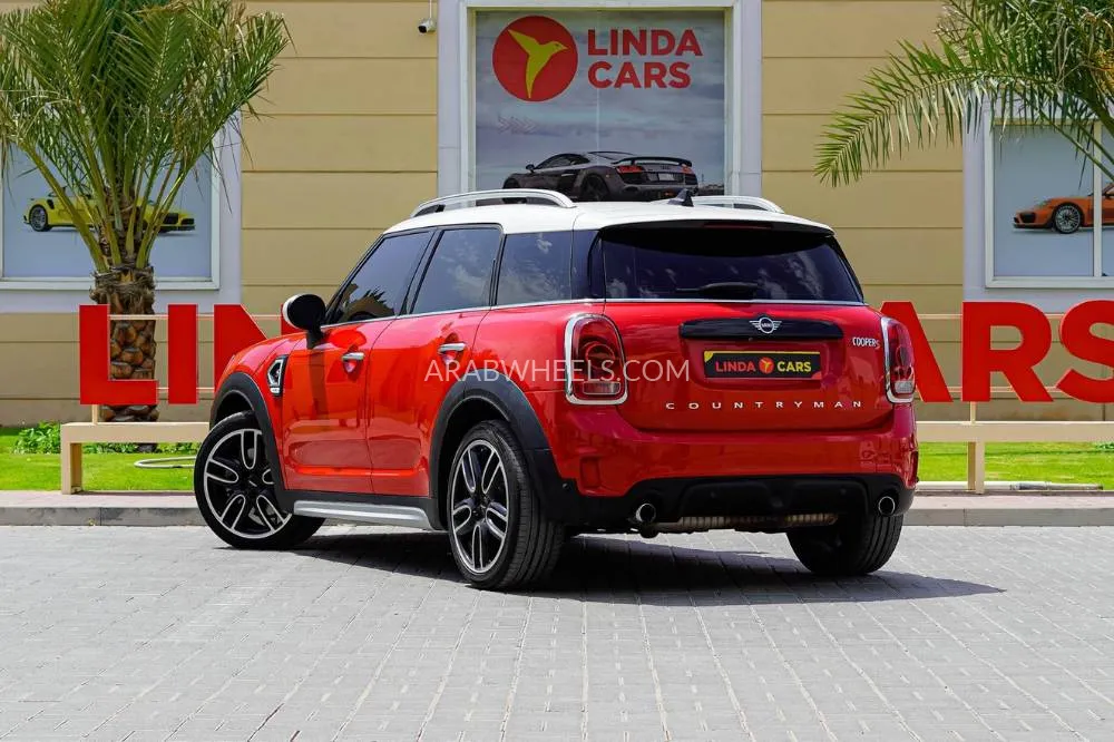 Mini Countryman 2018 for Sale in Dubai Image-9