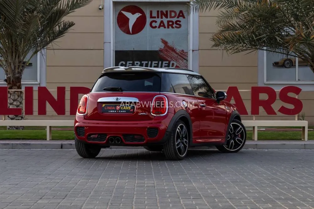 Mini Hatch 2018 for Sale in Dubai Image-9