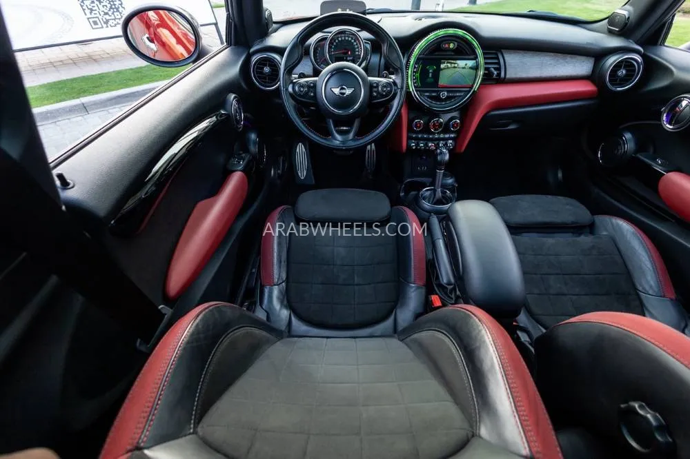 Mini Hatch 2018 for Sale in Dubai Image-16