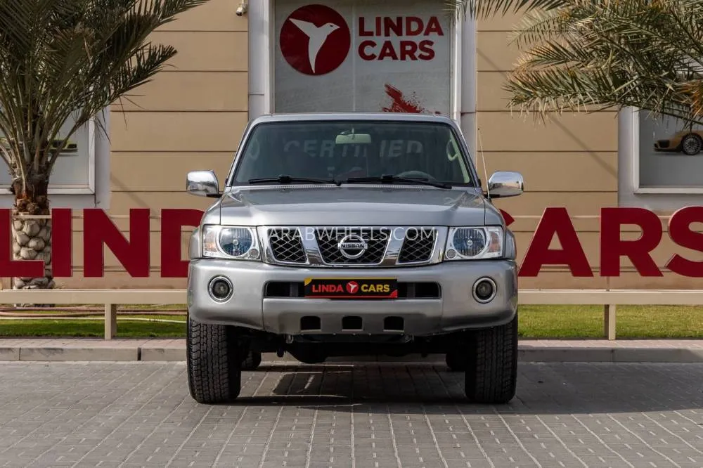 Nissan Patrol 2021 for Sale in Dubai Image-4