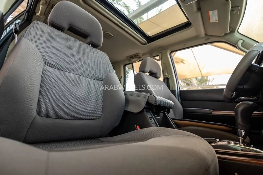 Nissan Patrol 2021 for Sale in Dubai Image-21