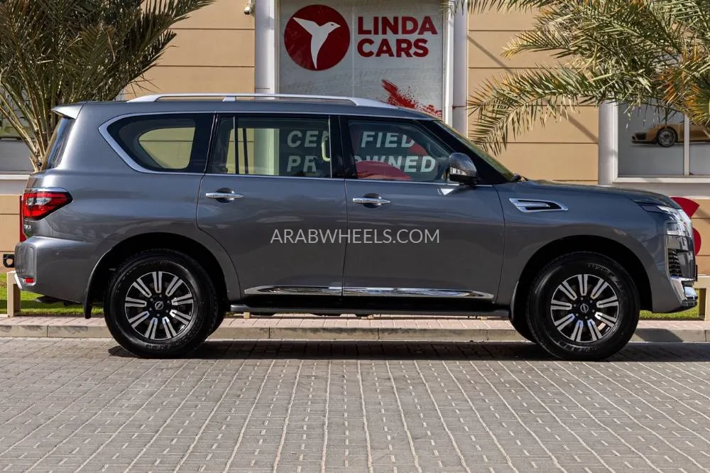 Nissan Patrol 2024 for Sale in Dubai Image-10