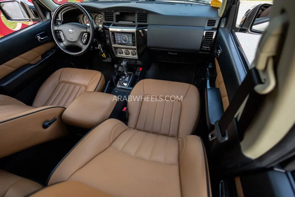 Nissan Patrol 2022 for Sale in Dubai Image-22