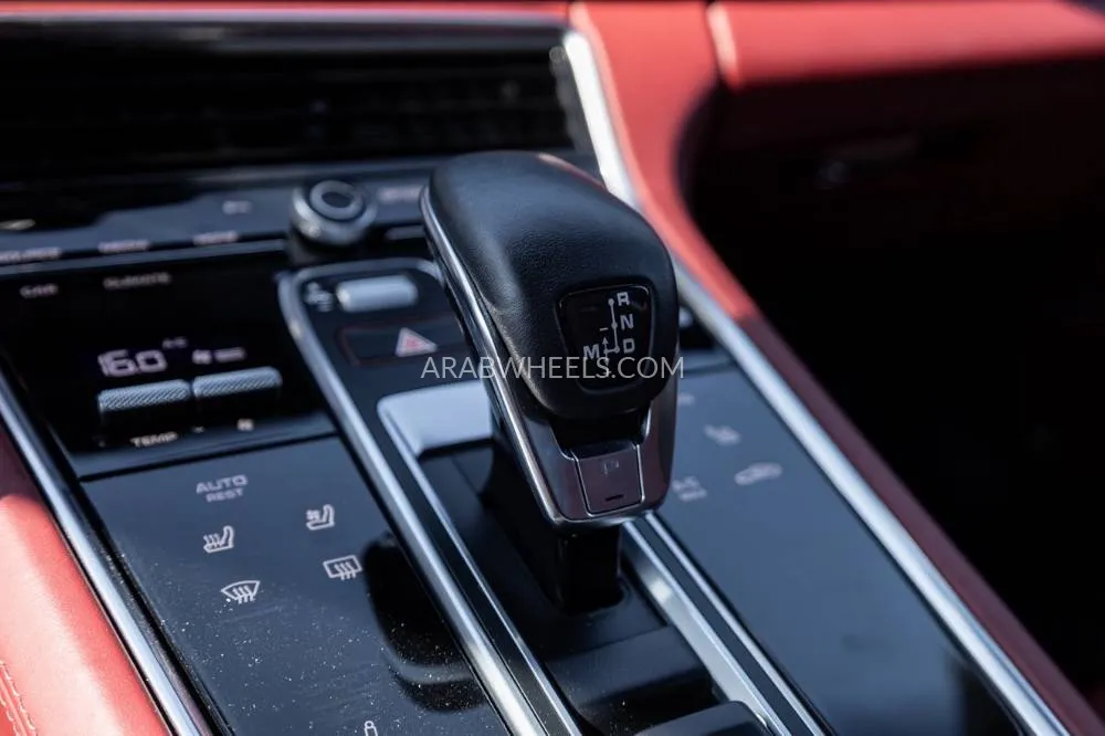 Porsche Panamera 2022 for Sale in Dubai Image-26