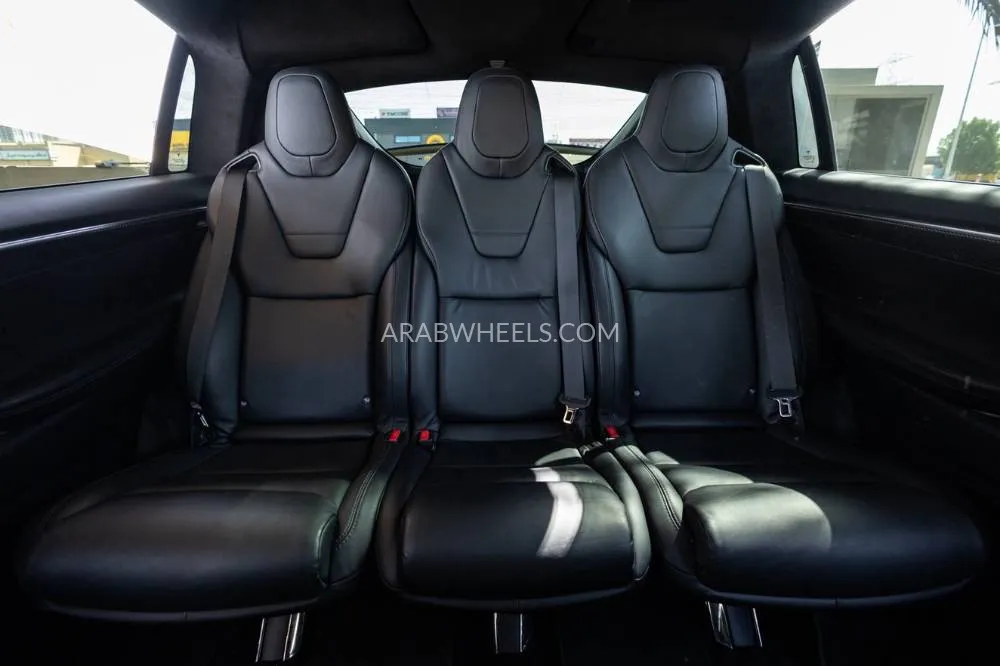 تسلا X موديل 2017 for Sale in دبي Image-25