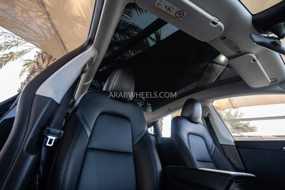 Tesla Model Y 2024 for Sale in Dubai Image-22