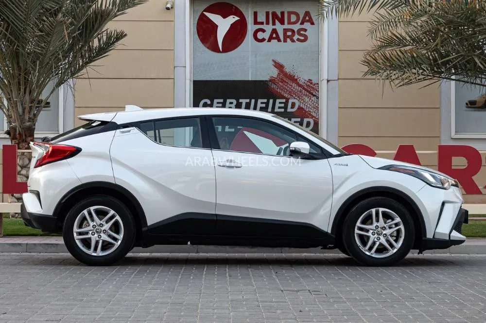 Toyota C-HR 2022 for Sale in Dubai Image-9